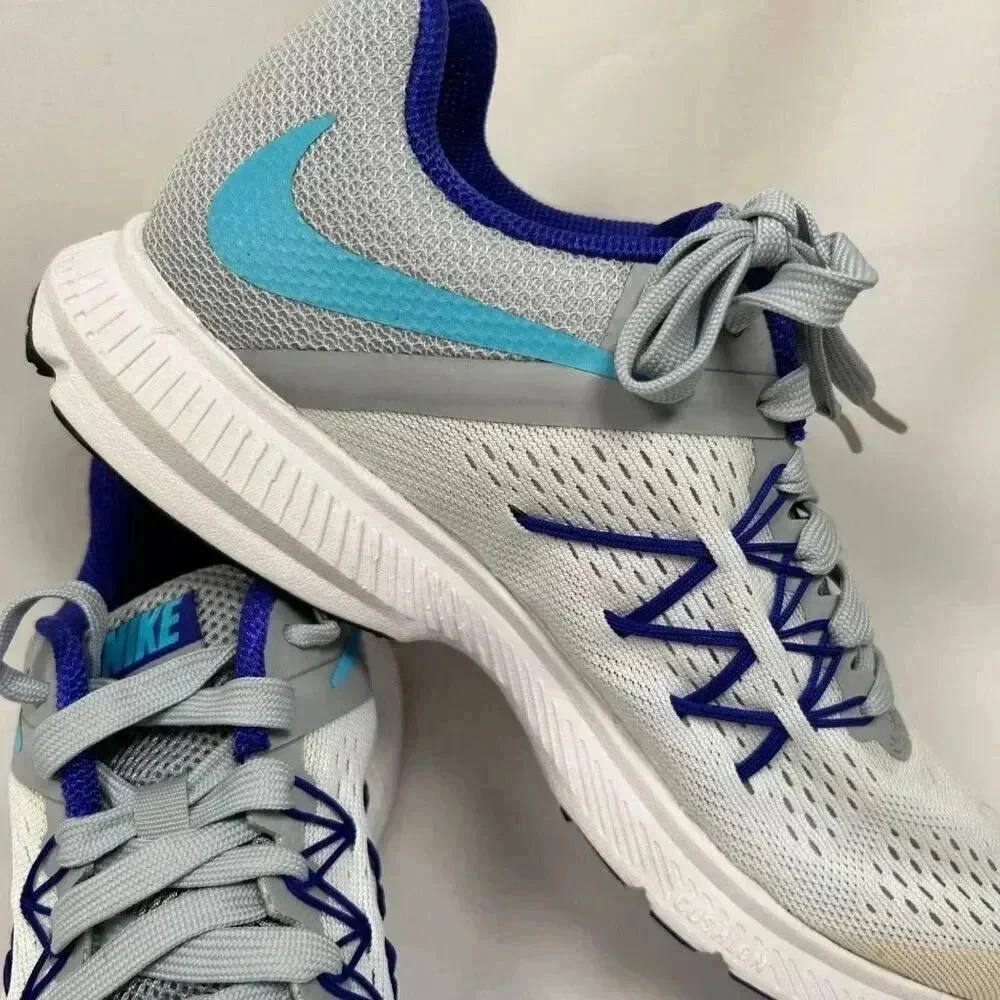 Nike nwot zoom